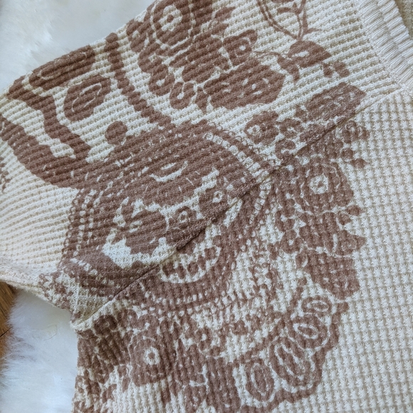 See copy listing / Free people we the free printed thermal - Picture 4 of 8